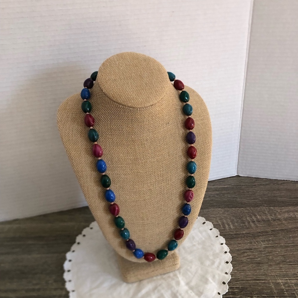 Vtg Multicoloured Beaded Necklace
